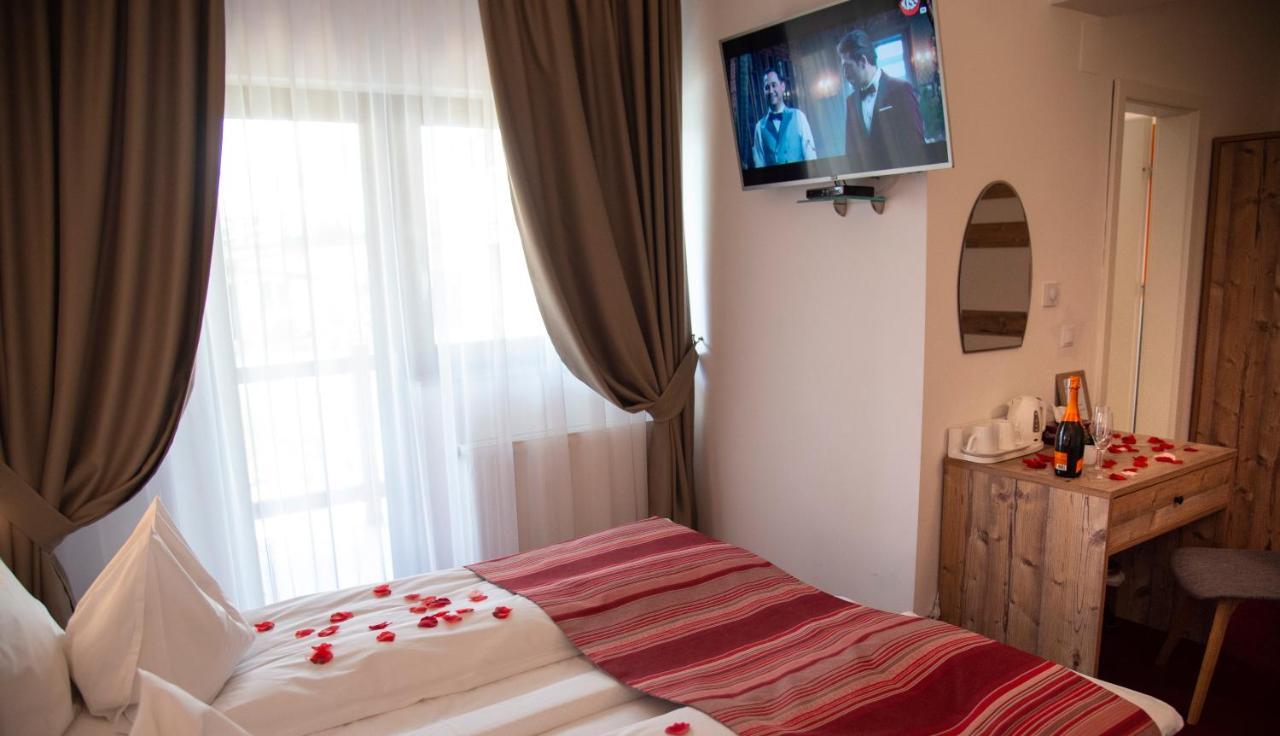 Pensiune Rara Păltiniş 外观 照片